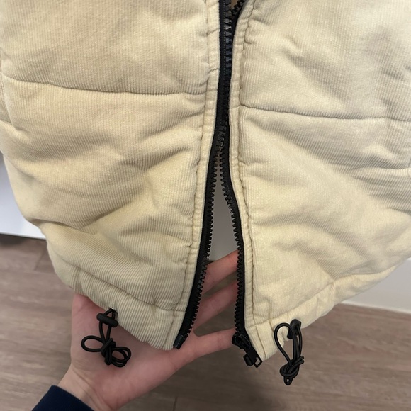 Cream beige puffer jacket from princess polly - Picture 7 of 8